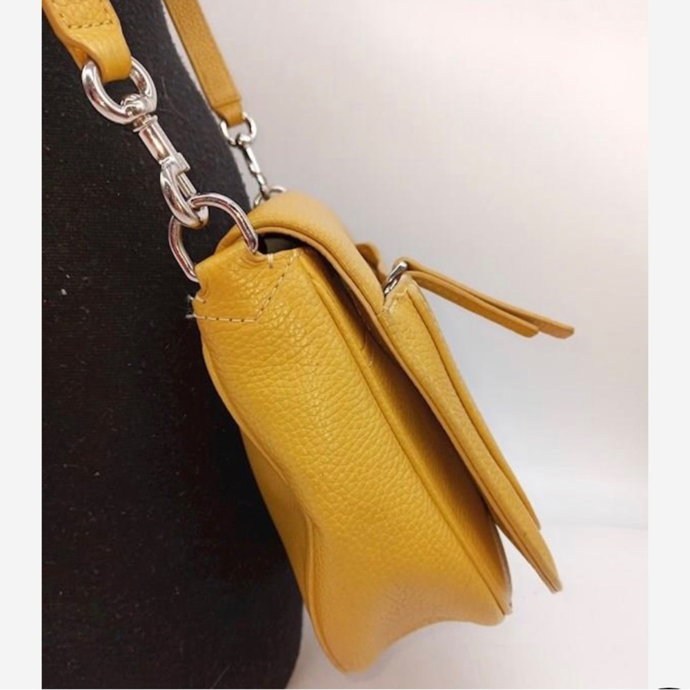Authentic Marc Jacobs New York Small Golden Rod Leather Crossbody Handbag Purse - Picture 3 of 6